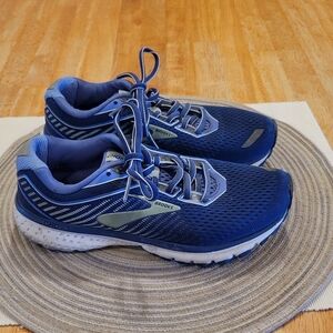 🔷️EUC~ BROOKS GHOST 12 RUNNING SHOES